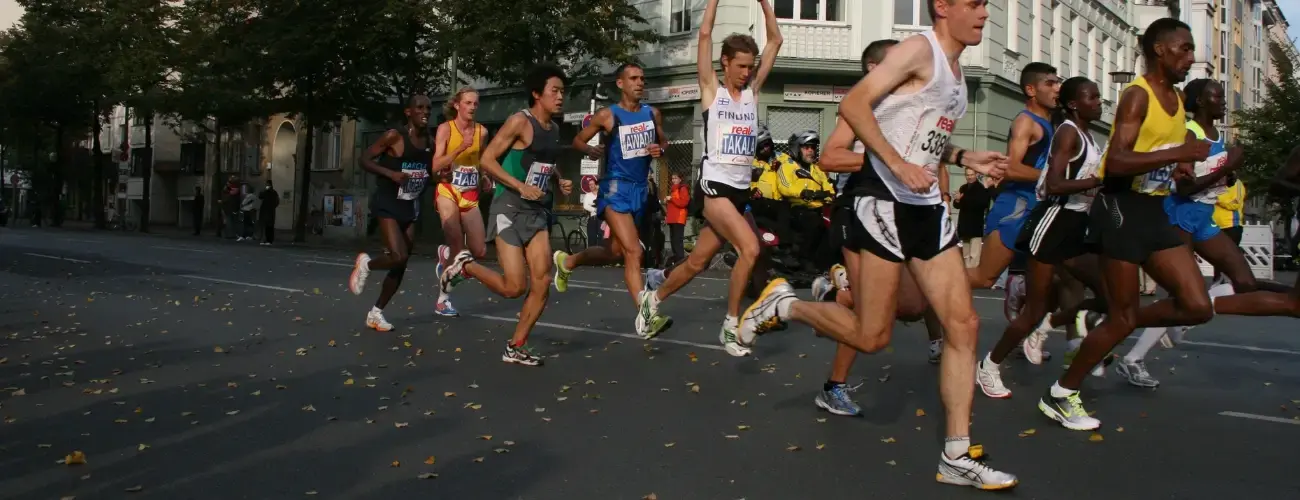Co jíst před maratonem: co říká věda a jak to využít v praxi?